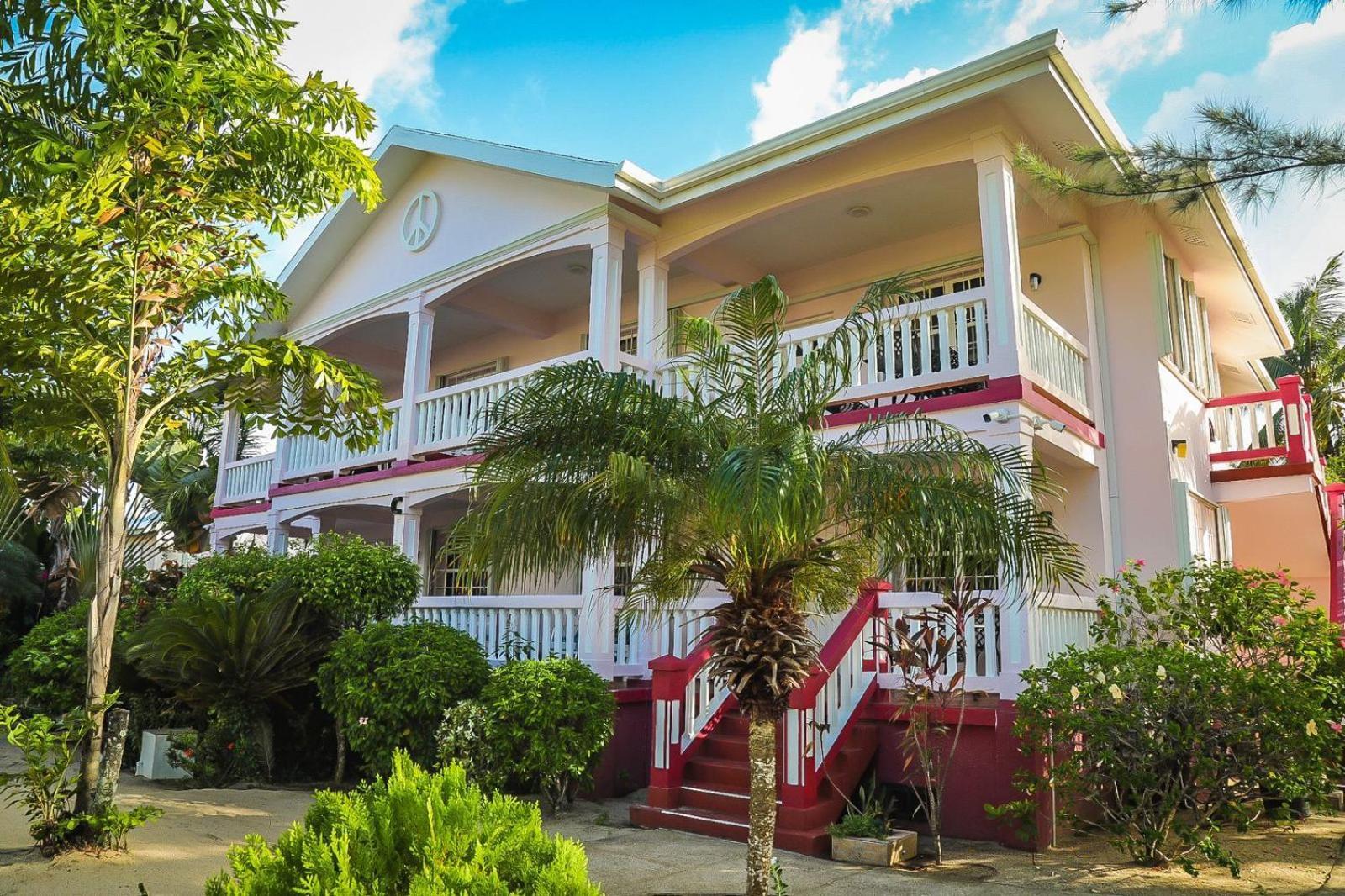 Miramar Suites Placencia Εξωτερικό φωτογραφία