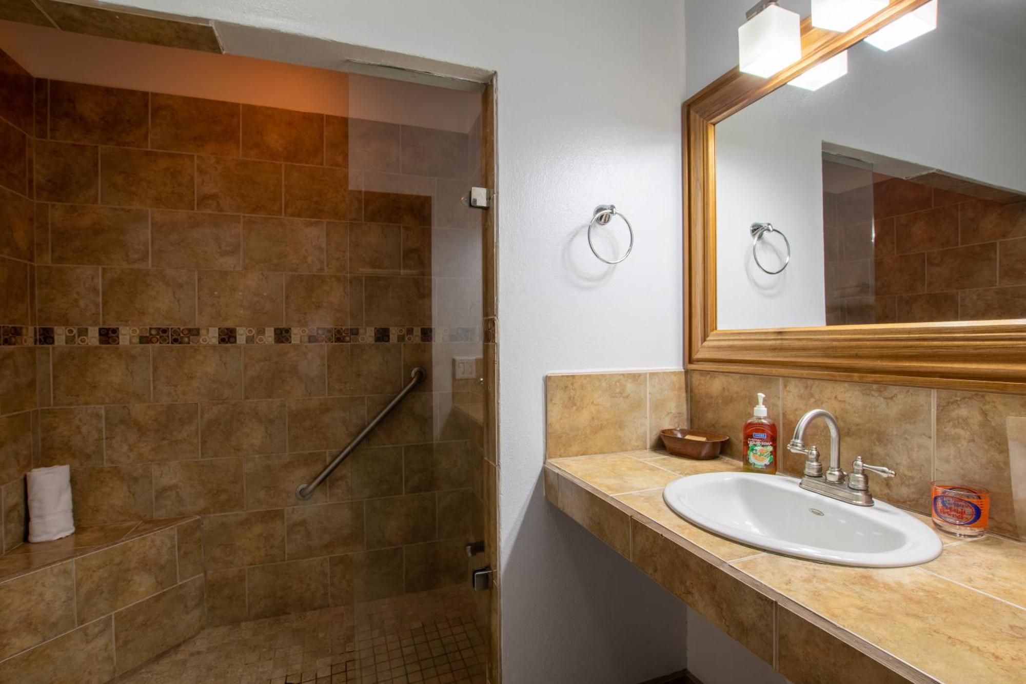 Miramar Suites Placencia Δωμάτιο φωτογραφία