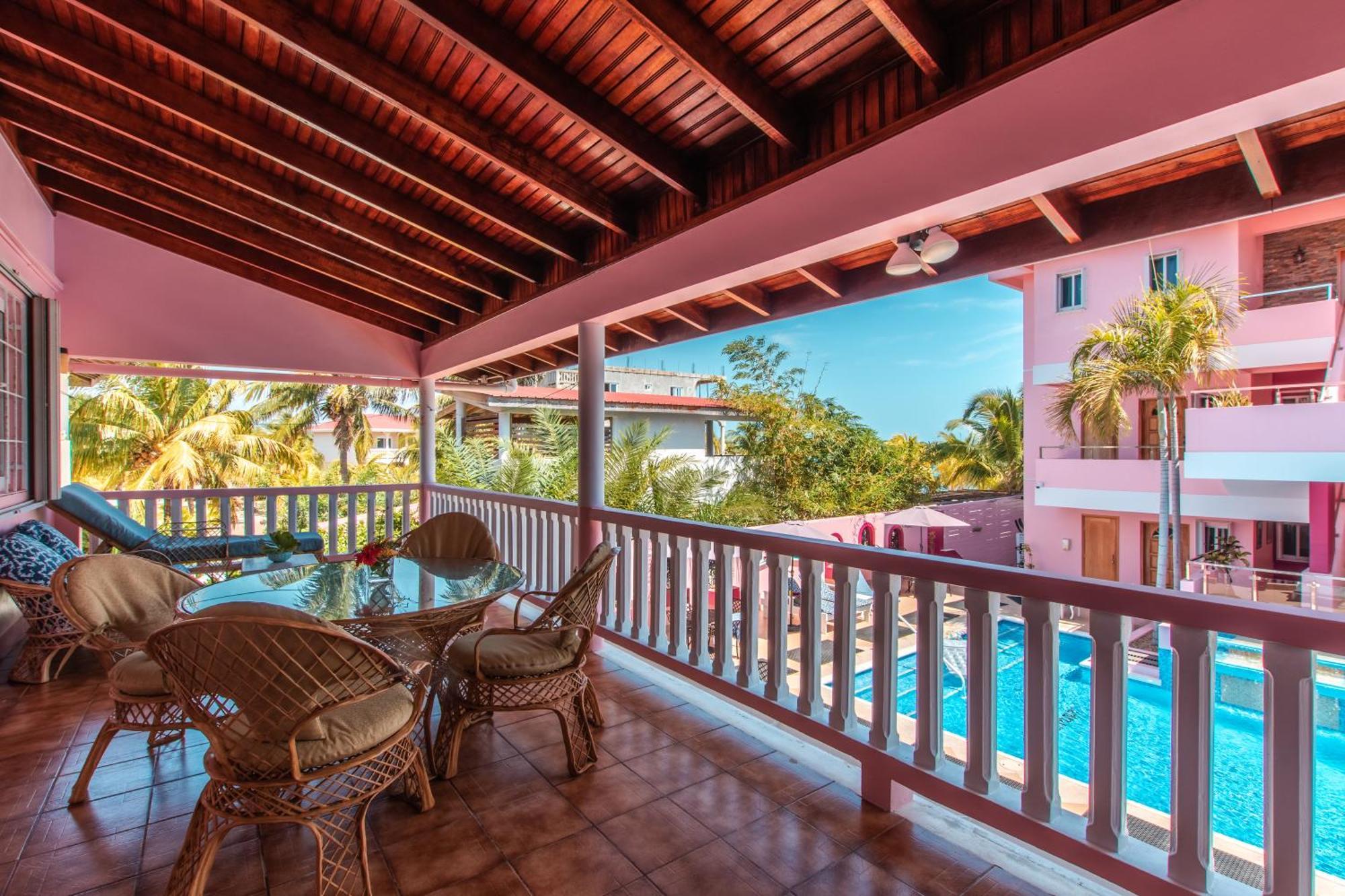 Miramar Suites Placencia Δωμάτιο φωτογραφία
