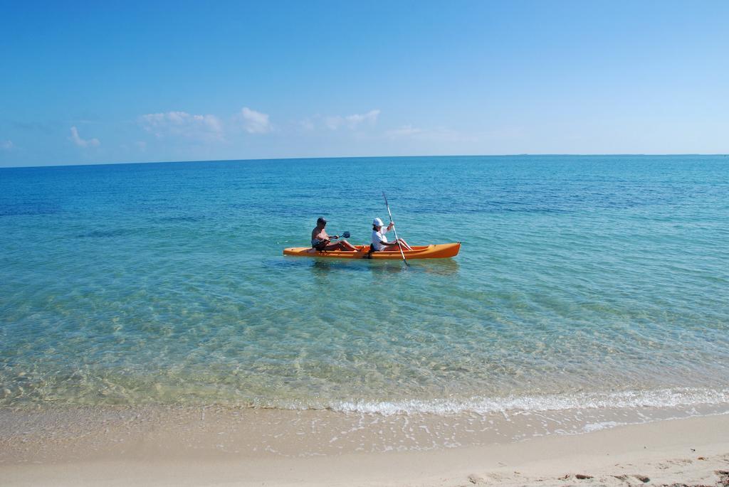Miramar Suites Placencia Εξωτερικό φωτογραφία